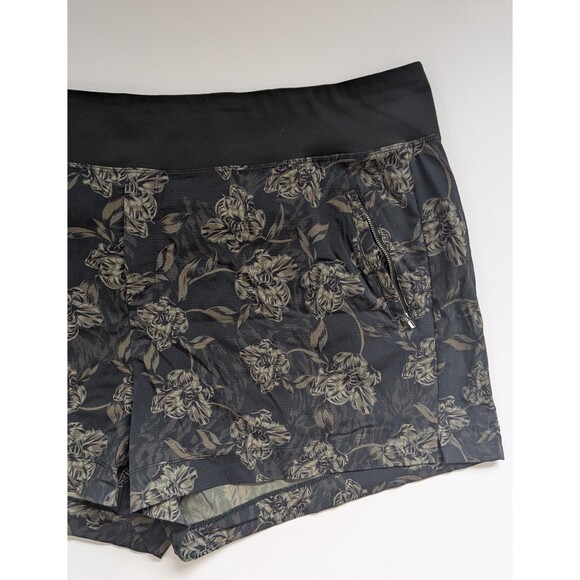 Women's Athleta Trekkie North Printed Shorts Size 26 Ripstop Outdoors Army Green - Picture 4 of 13